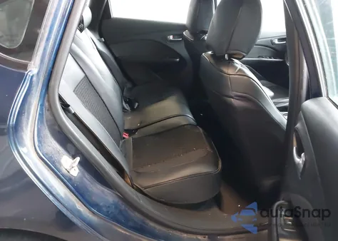 2013 Dodge Dart Sxt z USA, uszkodzony, nr VIN 1C3CDFBA9DD304182